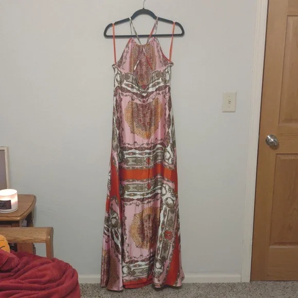 Scarf Pattern Halter Maxi Dress - Picture 5 of 11